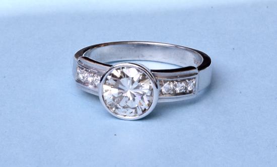 2 CT DIAMOND SOLITAIRE ENGAGEMENT RING