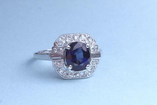 FINE QUALITY SAPPHIRE AND DIAMOND ENGAGEMENT RING
