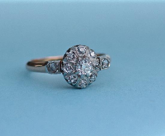 FRENCH DIAMOND DAISY CLUSTER ENGAGEMENT RING VINTAGE