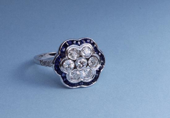 SAPPHIRE AND DIAMOND FLOWER CLUSTER ENGAGEMENT RING
