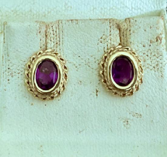 AMETHYST AND GOLD EARRINGS