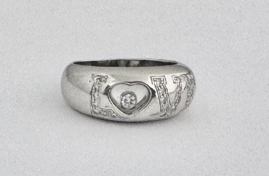 CHOPARD HAPPY DIAMONDS RING