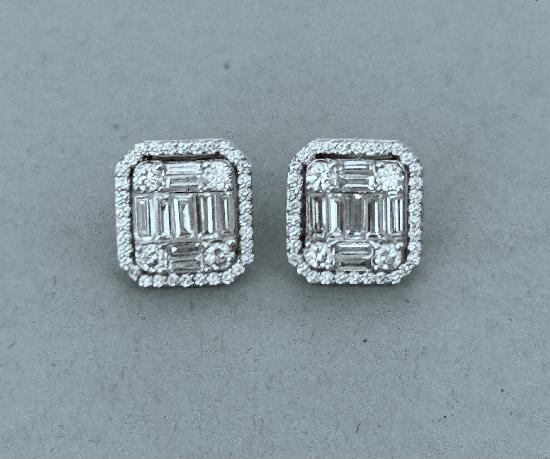 DIAMOND SQUARE-CUT PRETTY EARRINGS.