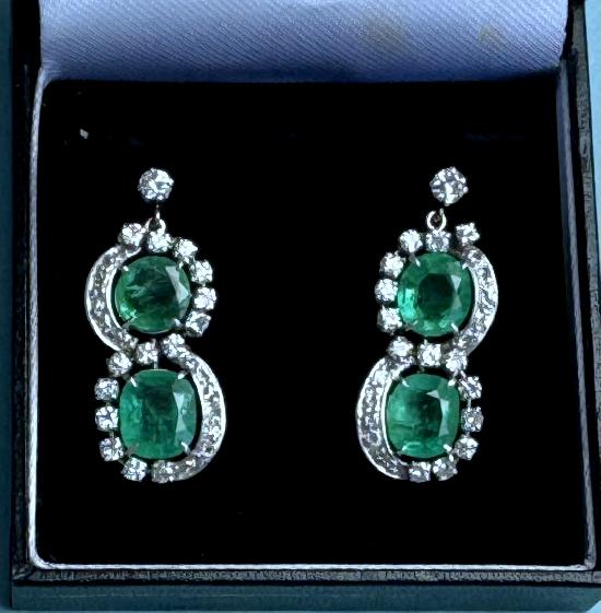 FABULOUS  ANTIQUE EMERALD AND DIAMOND DROP EARRINGS.