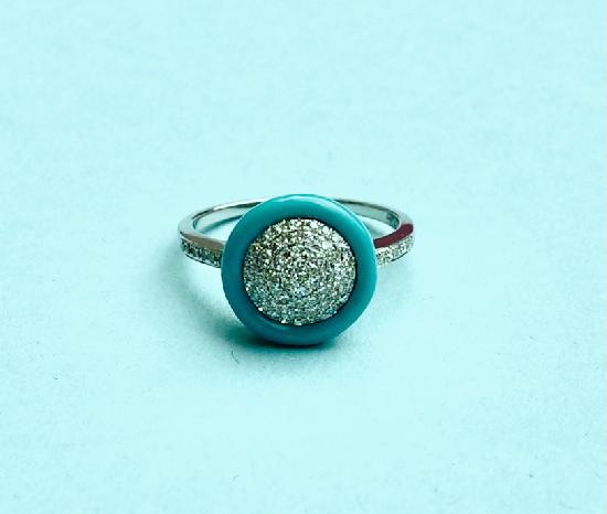 GORGEOUS DIAMOND AND ENAMEL RING