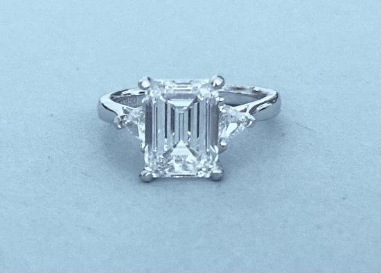 GORGEOUS EMERALD-CUT ENGAGEMENT RING