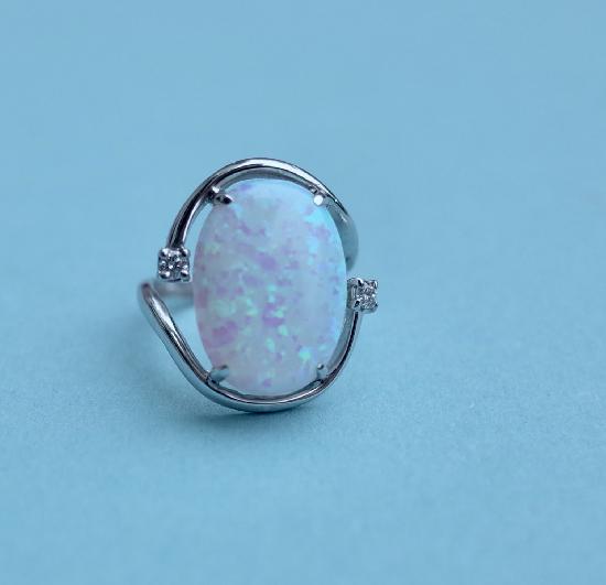 LARGE OPAL AND DIAMOND COCKTAIL RING