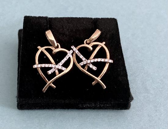 PRETTY DIAMOND HEART EARRINGS  VINTAGE