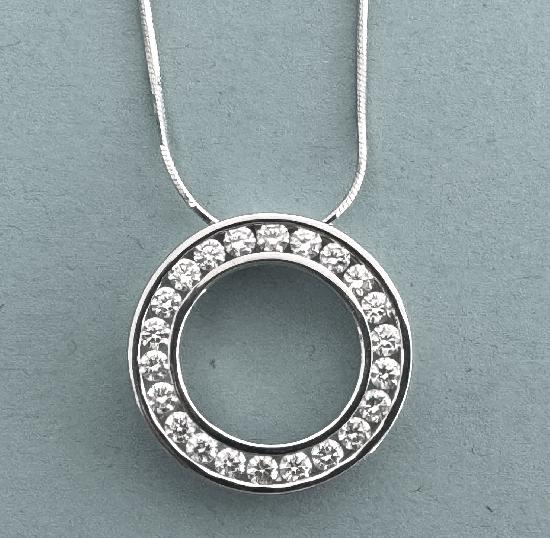 QUALITY DIAMOND CIRCLE OF LIFE PENDANT