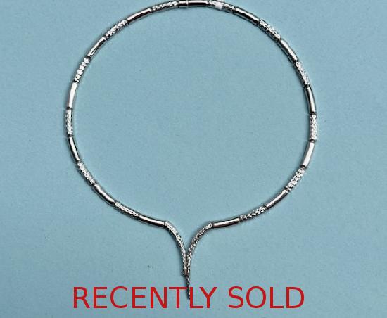 ATTRACTIVE WHITE GOLD CHOKER NECKLACE 