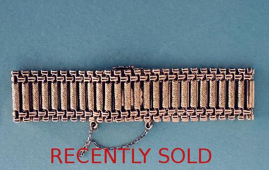 FABULOUS GOLD BRACELET