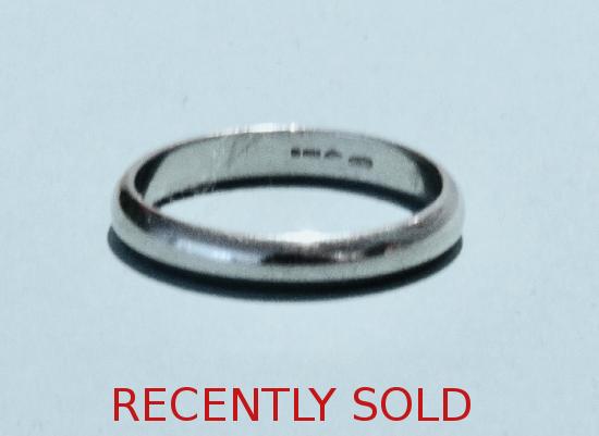 PLATINUM WEDDING BAND