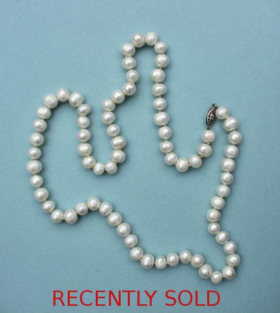 VINTAGE GOOD QUALITY CULTURED PEARLS