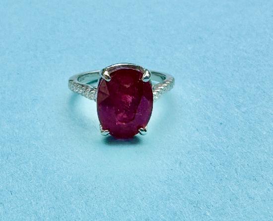 VINTAGE 5ct  RUBY AND DIAMOND PLATINUM ENGAGEMENT RING.