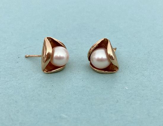 VINTAGE PEARL AND GOLD EARRINGS 