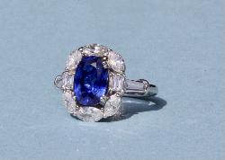 Beautiful Vintage Sapphire And Diamond Engagement Ring