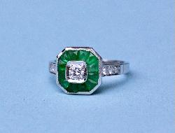Emerald And Diamond Engaement Ring