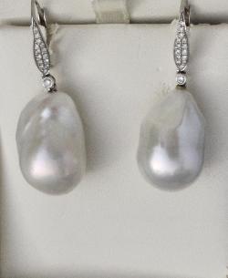 Fabulous Huge Pearl And Diamond Earrings
