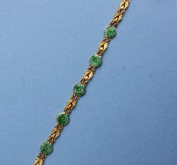 Fine Quality Jade And Gold Bracelet