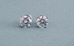 Good Quality Diamond Studs