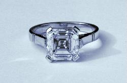 Gorgeous Asscher-cut Diamond Engagement Ring
