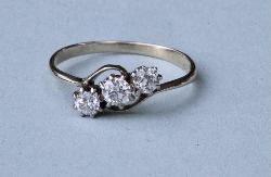 Pretty 1950s Diamond Three Stone Engagement Ring