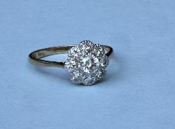 Pretty Vintage Daisy Diamond Cluster Engagement Ring