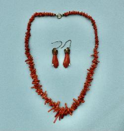 Victorian Coral Hand Earrings And Necklace 