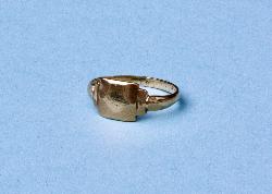 Vintage Ladies Gold Signet Ring