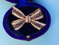 Vintage Sapphire And Diamond Brooch